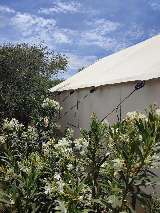 Hotel Tranquilo Glamping Hozanejos 0*,