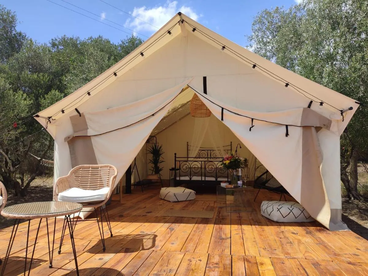 Tranquilo Glamping Hotel Hozanejos Spain