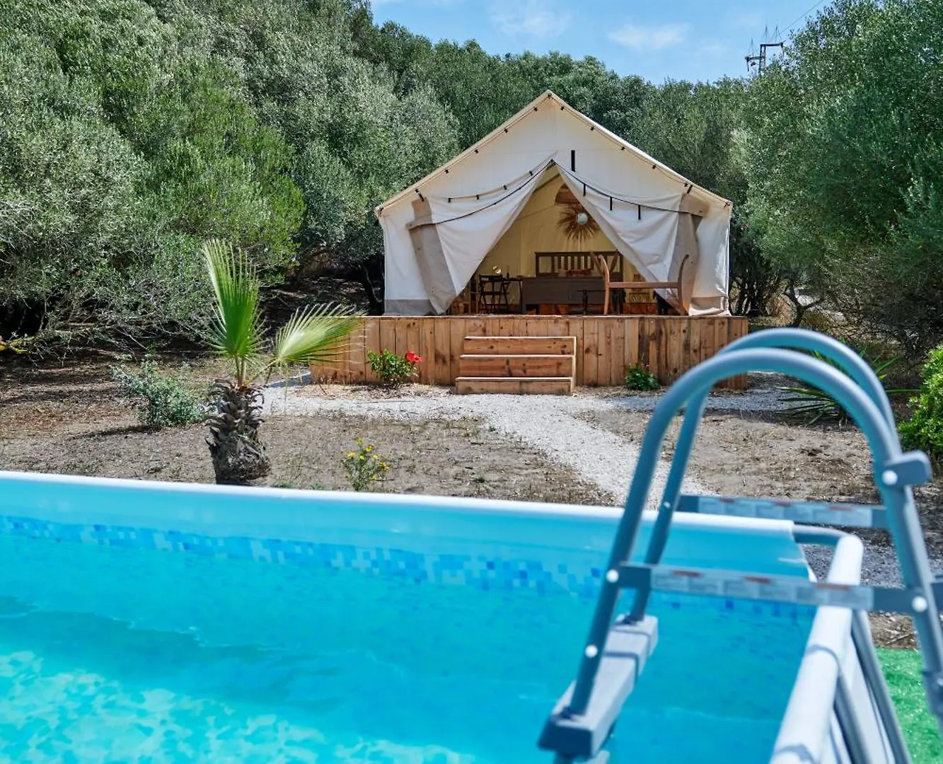 Campsite Tranquilo Glamping Hotel Hozanejos Spain