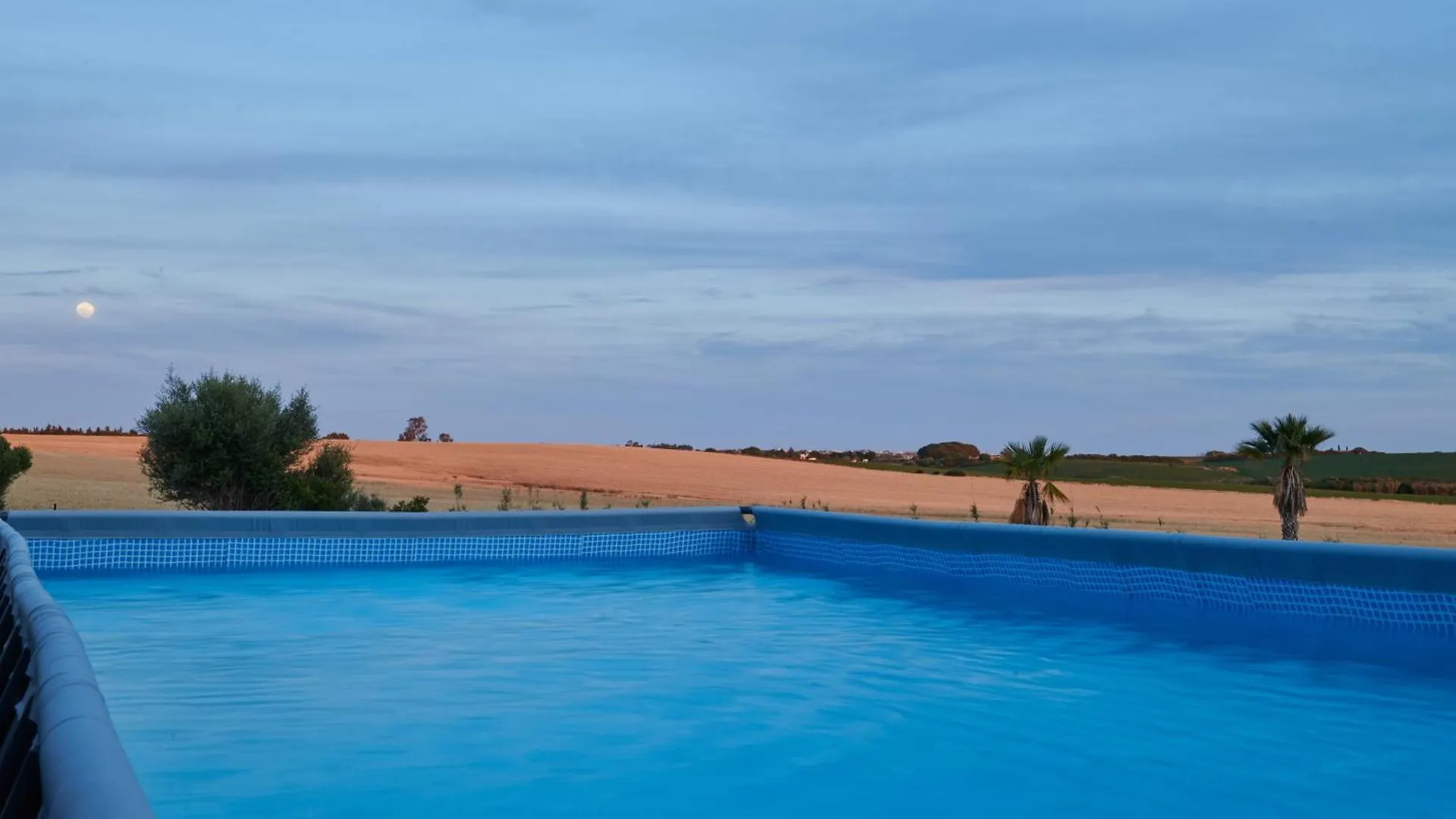 Tranquilo Glamping Hotel Hozanejos Campsite