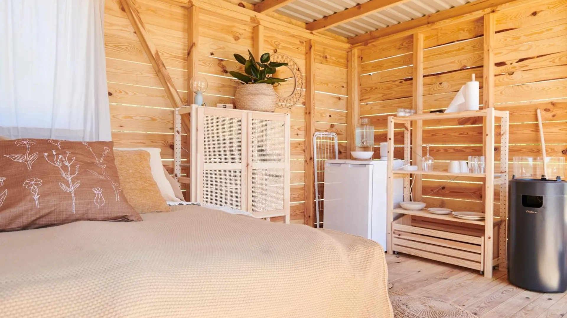 Tranquilo Glamping Hotel Hozanejos