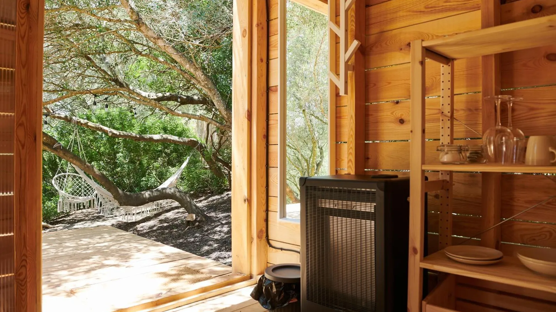 Tranquilo Glamping Hotel Hozanejos Campsite